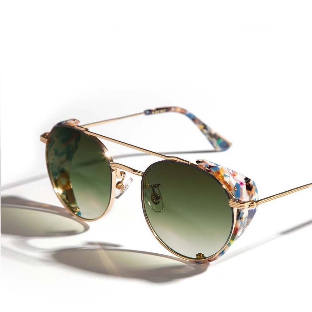 New KREWE Earhart Blinker Capri 24K Sunglasses - Unisex